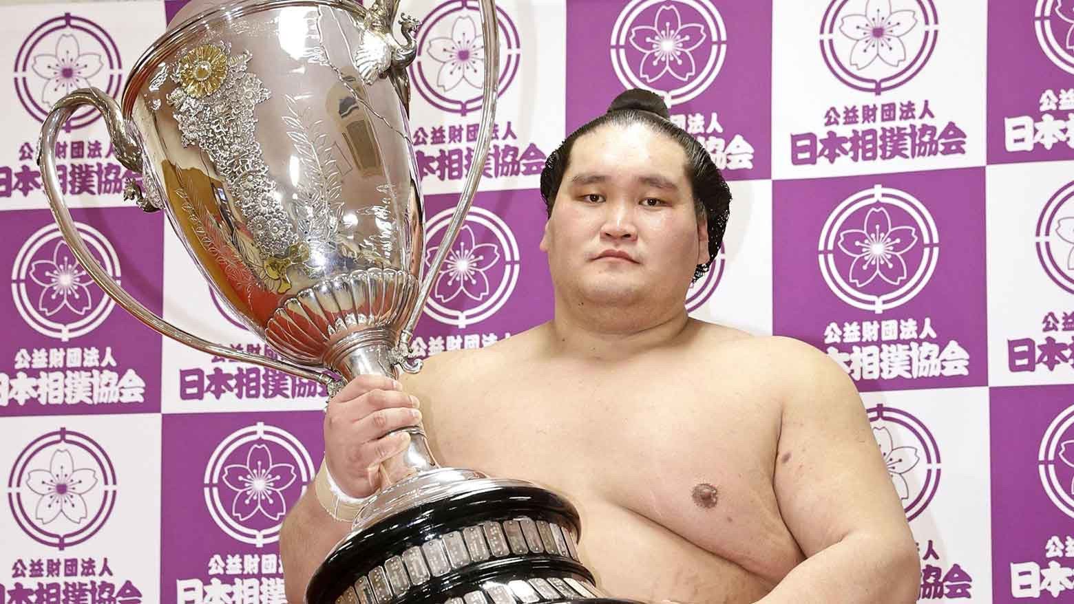 ganador sumo japon 2021